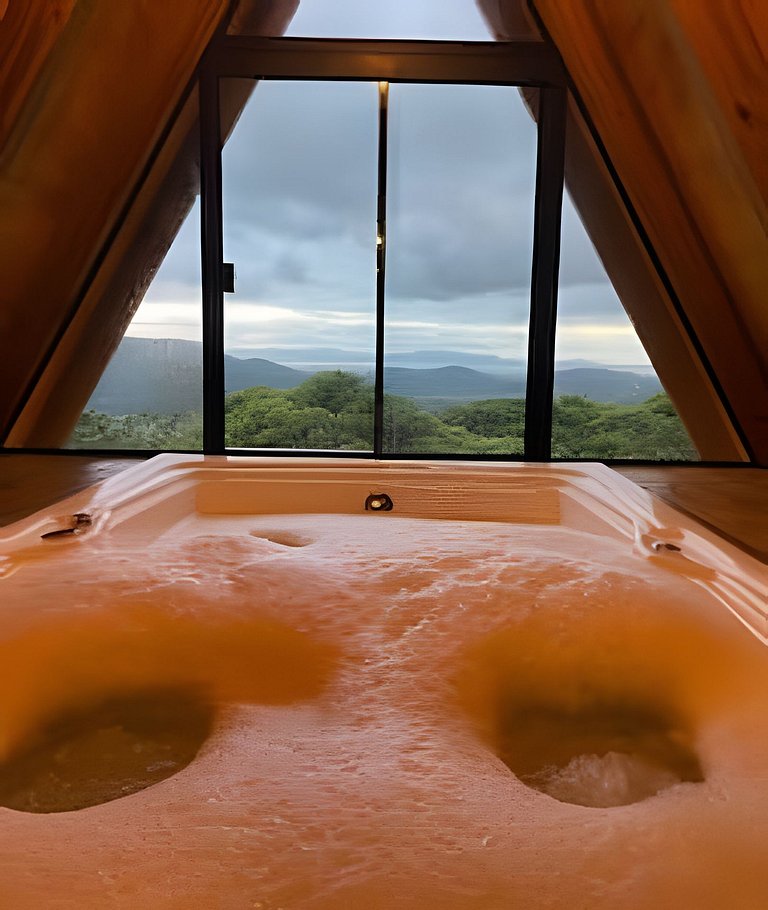 Chalé dos Alpes 2 hidromassagem e Lareira