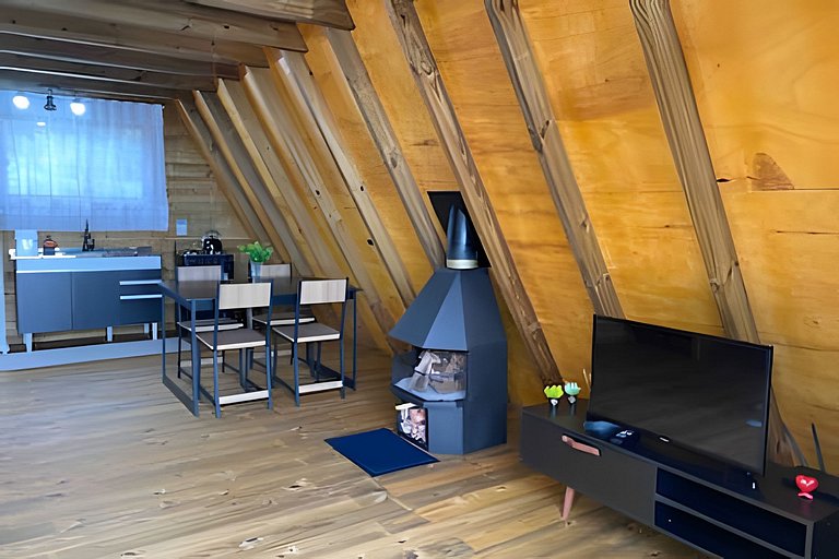 Chalé dos Alpes 2 hidromassagem e Lareira