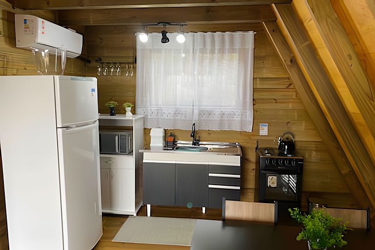 Chalé dos Alpes 2 hidromassagem e Lareira