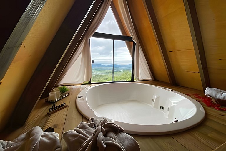 Chalé dos Alpes 1 hidromassagem e Lareira