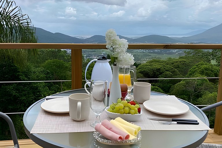 Chalé dos Alpes 1 hidromassagem e Lareira