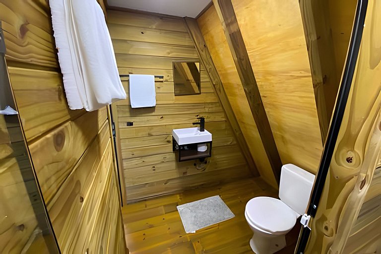 Chalé dos Alpes 2 hidromassagem e Lareira