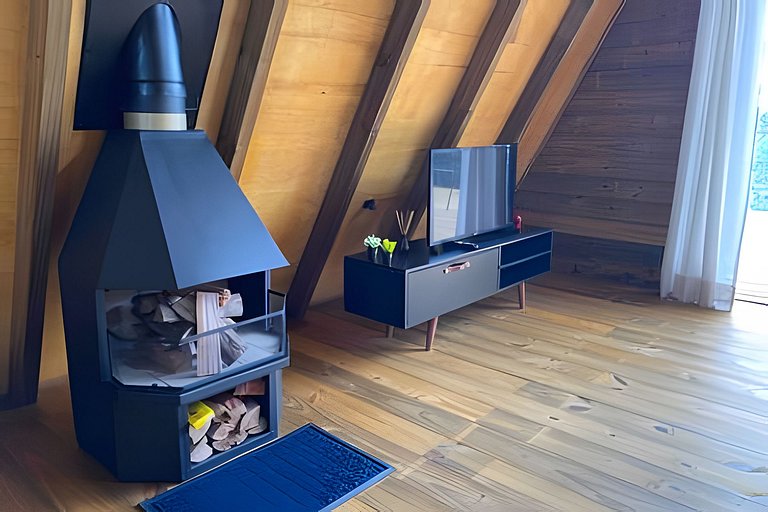 Chalé dos Alpes 2 hidromassagem e Lareira