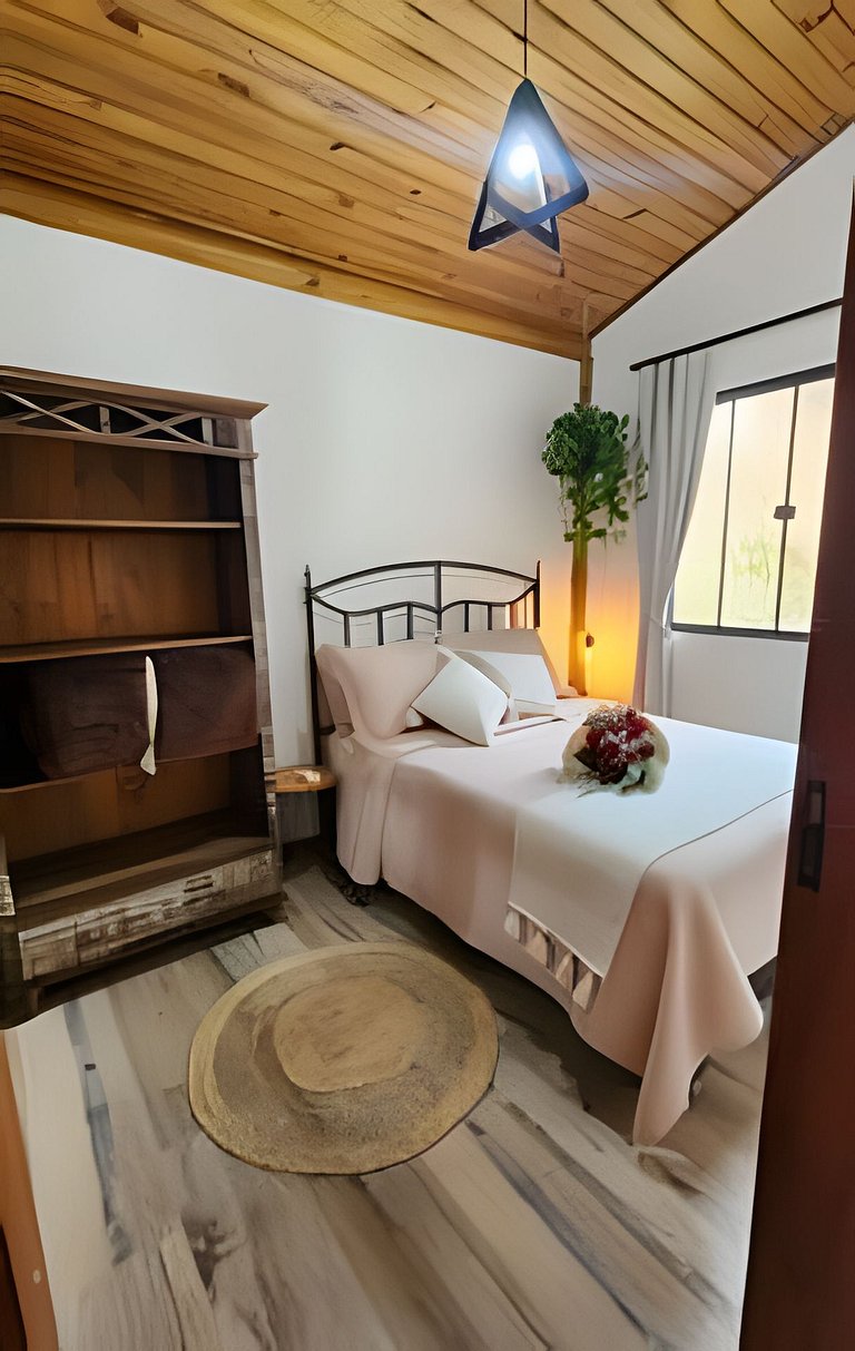 Cabana Jardim dos Pássaros com Hidro e Lareira