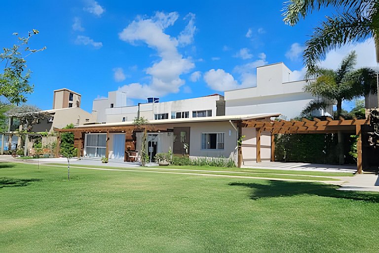 Aconchego à Beira Mar 2 em Gov Celso Ramos/SC