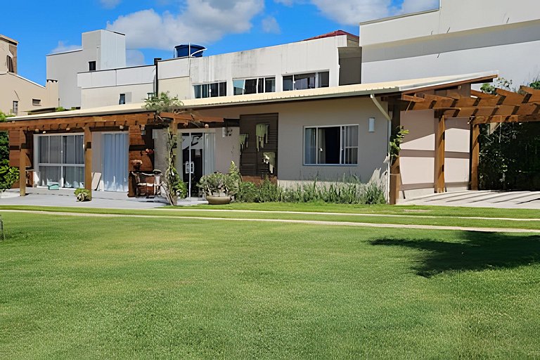 Aconchego à Beira Mar 2 em Gov Celso Ramos/SC