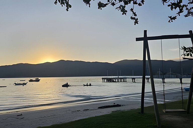 Aconchego à Beira Mar 2 em Gov Celso Ramos/SC