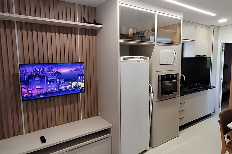 Apto Corsário com Piscina á 100m Praia Palmas/SC