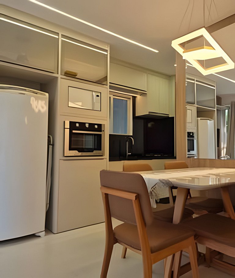 Apto Corsário com Piscina á 100m Praia Palmas/SC